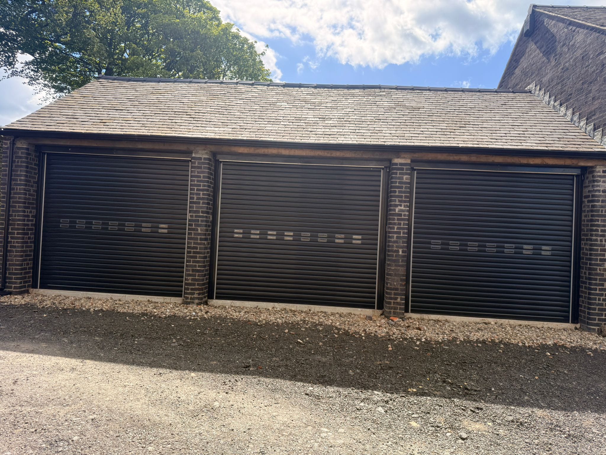 Insulated Roller Shutter - Image 1