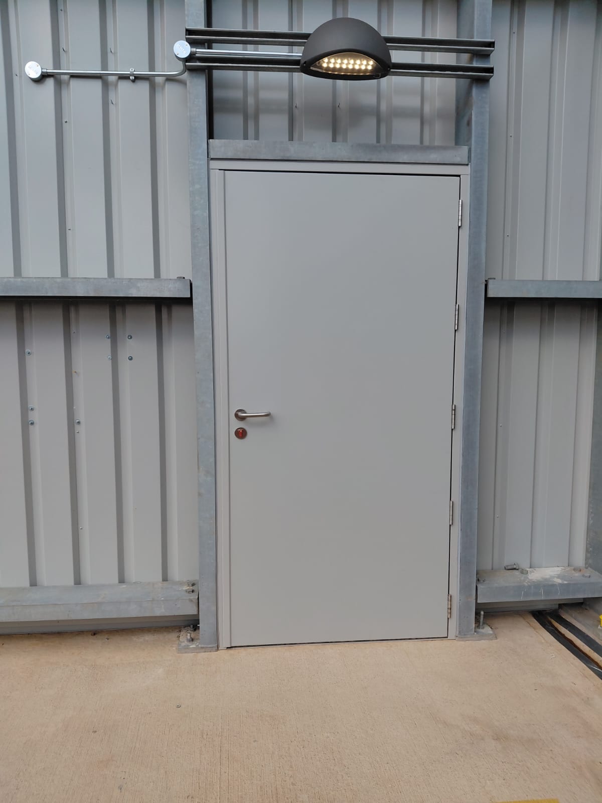 Steel Hinge Doors - Image 1 Steel Hinge Doors - Image 1